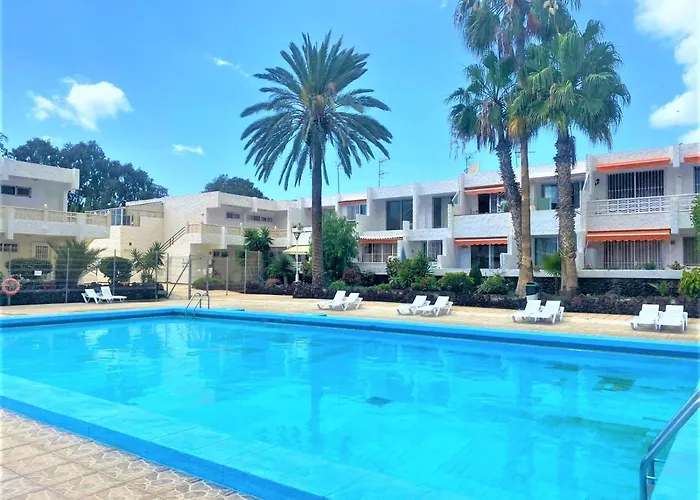 Cozy one bedroom apartment with spacious terrace. Pool&garden view